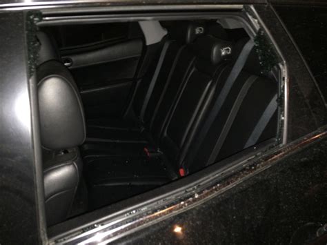 Вынесли стекло — Mazda CX-7, 2,3 л, 2008 года | другое | DRIVE2