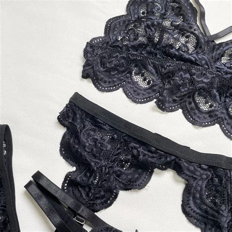 Shop Our Sexy Lingerie Women S Bra Panty Garters Set