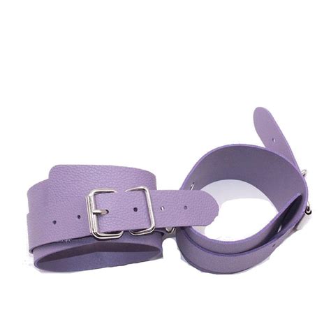Algema Tornozeleira Coleira Chicote Morda A Lil S Kit Bondage Lust Of Love Sex Shop Online