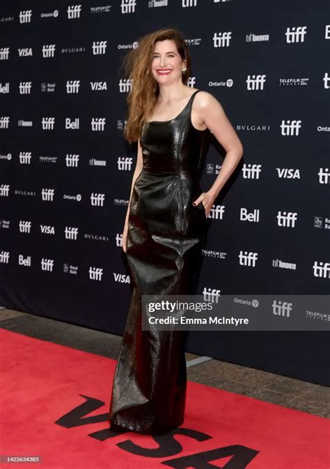 50 Kathryn Hahn Hot And Sexy Bikini Pictures Livinlavidalowcarb