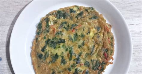 Resep Telur Dadar Daun Katuk Oleh Ayunabillarumaropen Cookpad