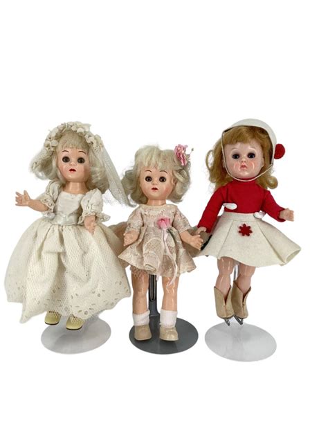 Lot Lot Of 3 8 Hard Plastic Vogue Ginny Dolls Including Blonde Hair Walker In Untagged Pink