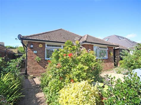 2 Bed Bungalow For Sale In Barton Drive Barton On Sea New Milton