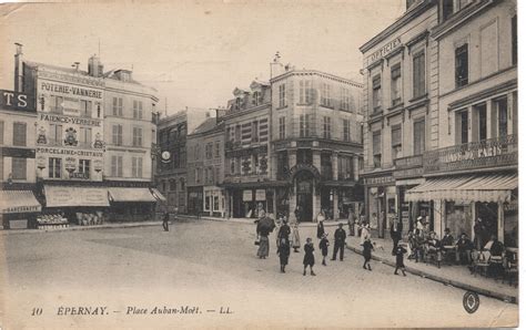 Epernay Place Auban Mo T Carte Postale Ancienne Et Vue D Hier Et