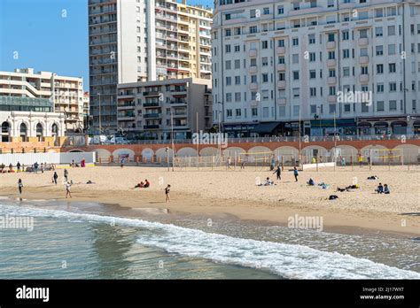 Plage De Marseille Hi Res Stock Photography And Images Alamy