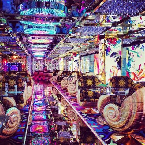 Robot Cafe Tokyo Robot Restaurant Pinterest Emilie Thadey Japon