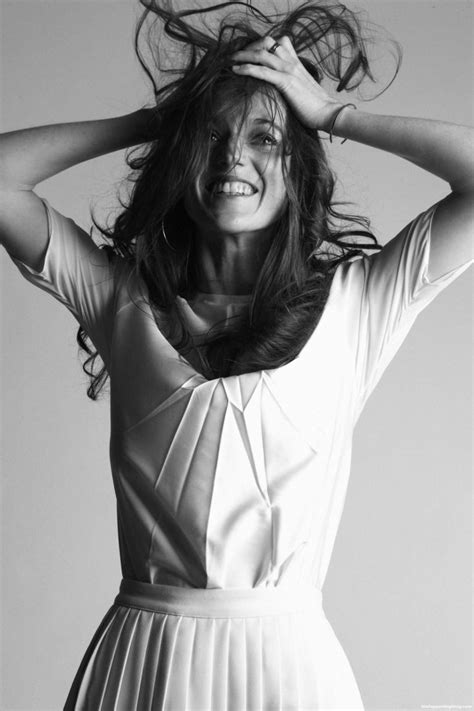 Rose Leslie Nude Sexy Collection Photos Videos Updated