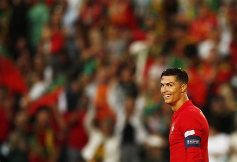 Ronaldo Brace Leads Portugal To Big Win Over Switzerland Reuters