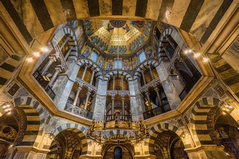 Aachener Dom Spektakuläres Weltkulturerbe In Aachen Home Of Travel