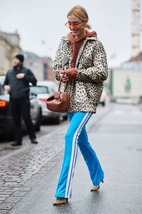 Comment porter le sweat à capuche en restant chic Elle