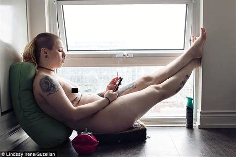 Photographer Captures The Home Lives Of Off Duty Sex Workers Daily Mail Online