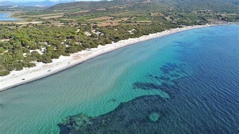 Is Solinas Spiaggia Dalla Sabbia Bianca E Fine Sardegna Youtube