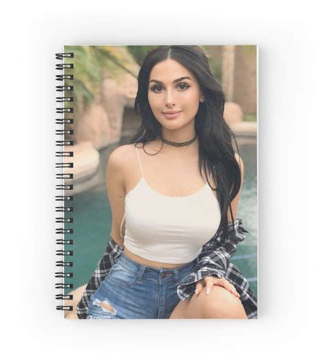 240 Sssniperwolf Ideas In 2021 Sssniperwolf Hottest Female Celebrities Sniper Wolf