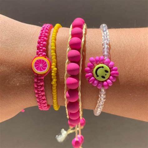 Pulseiras De Miçangas Da Moda - +45 Ideias de pulseiras de miçangas da moda e modelos simples