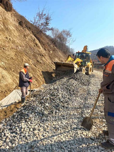 Radovi Na Ugradnji Drena E I Stabilizaciji Klizi Ta Na Putu L U Mz