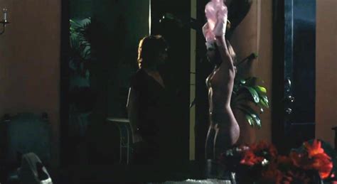 Nude Video Celebs Yoraisi Gomez Nude Ana De Armas Nude Una Rosa De Francia 2006