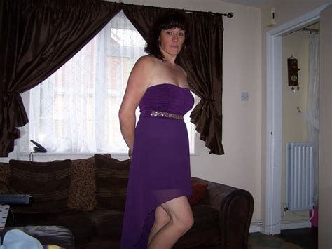 Cjdcu F From Maidstone Is A Local Granny Looking For Casual Sex Dirty Granny