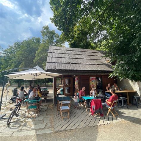 La Guinguette Du Parc De La Schappe Coffee Shop