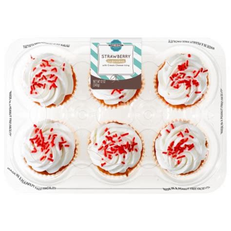 Bakery Fresh Goodness Strawberry Cupcakes 6 Ct Kroger