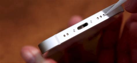 how to clean your phone speaker