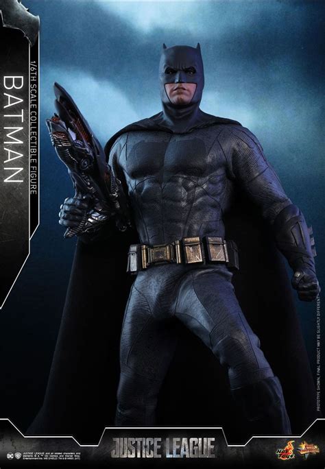 Justice League Superman Hot Toy Debuts Batman Collectibles Batman Hot Toys