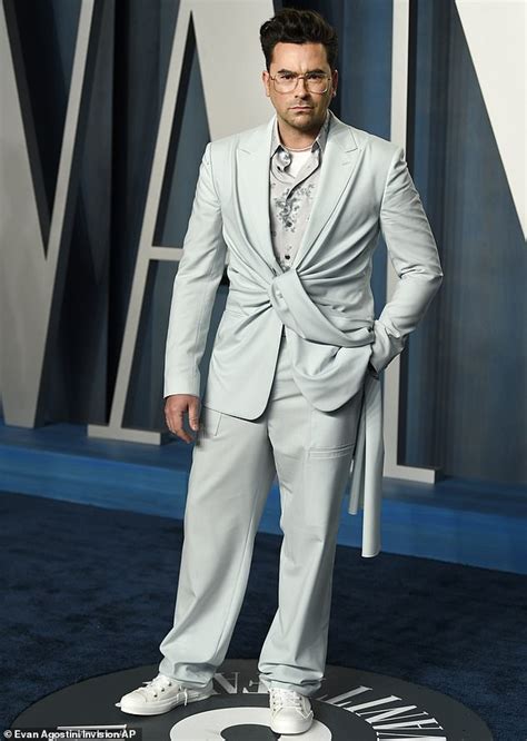 Schitt S Creek Actor Dan Levy Joins The Hit Netflix Dramady Sex