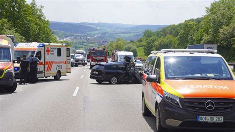 Schwerer Verkehrsunfall auf der A7 sorgt für lange Staus