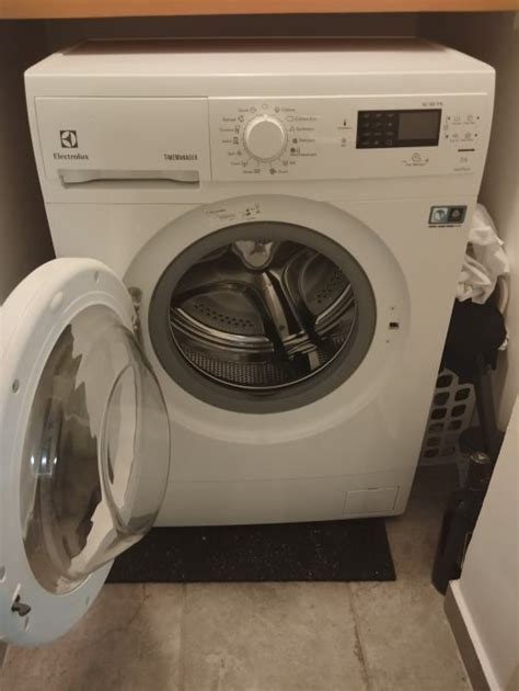 Electrolux Time manager perilica rublja 6kg 1000rpm