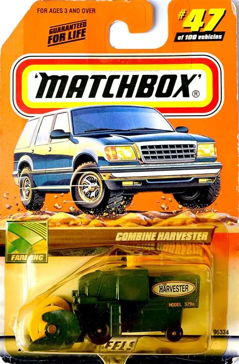 Embalagem Danificada Matchbox Combine Harvester Universo Hot Wheels