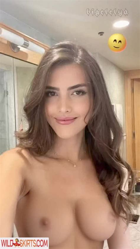 Alexandra Botez Alexandrabotez Botezlive Missbotez Nude OnlyFans 115840