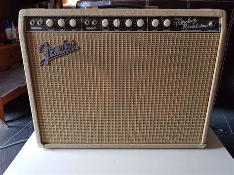 Fender Custom Vibrolux Reverb Verstärker Blonde Tolex Kaufen auf Ricardo