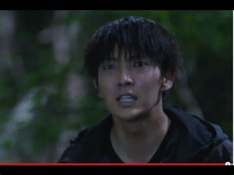 HOT 투윅스 이준기 좁혀오는 포위망 첫날부터 발각 위기 YouTube