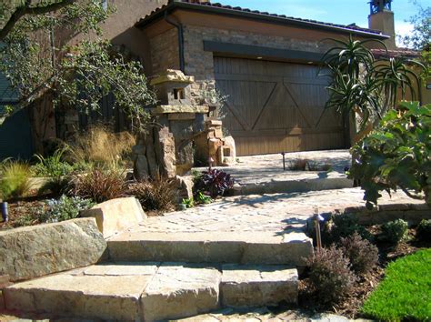 Красивые садовые и тротуарные дорожки в ландшафтном дизайне на фото