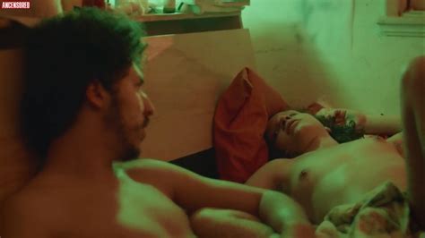 Feras Nude Pics Page 1