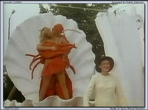 Naked Annie McAuley In Loose Screws