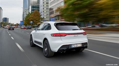 2022 Porsche Macan White