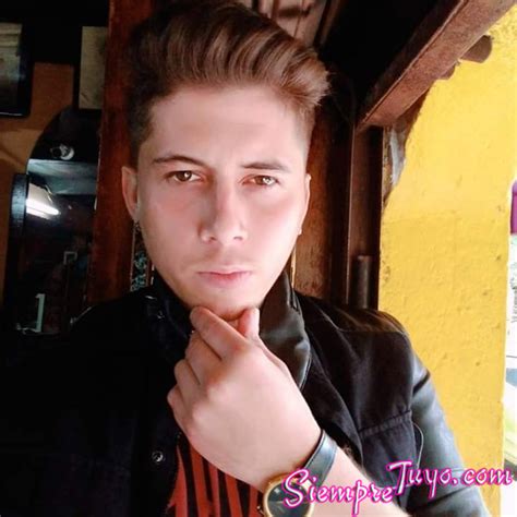 Hermoso Extranjero Varonil Masculino Macho Experto En Parejas Y Maduras Escorts Gay Gigolos