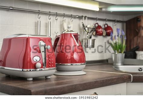 11,181 Kettle And Toaster Images, Stock Photos & Vectors | Shutterstock
