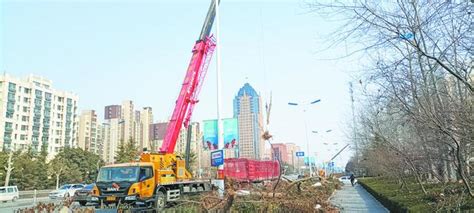 菏泽市长江路快速通道绿化带开始清障菏泽市新浪新闻