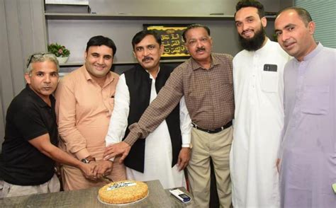 celebrating sardar hamza abbasi birthday  islamabad peak point
