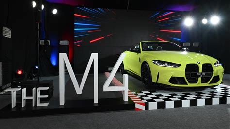 Mobil Mewah BMW M4 Competition Convertible M XDrive Resmi Meluncur Di