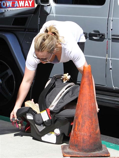 Hilary Duff Nude Pictures Onlyfans Leaks Playboy Photos Sex Scene Uncensored