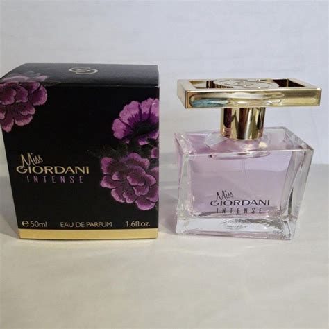 Oriflame Miss Giordani Intense Мисс Джордани Интенс Вода парфюмерная 50 ...