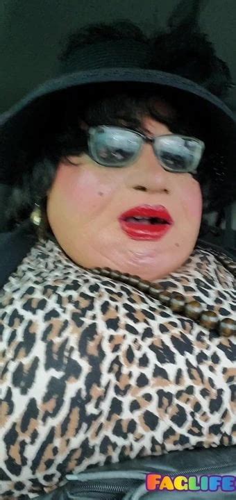 Schwarzes Bikini Set Mit Blumen Xhamster