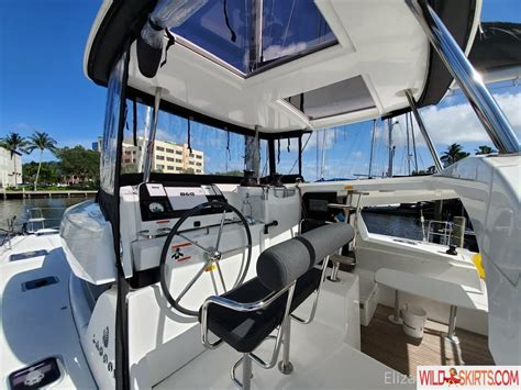 Elizabeth Ostrander Elizabetho Elizabethoceans Nude OnlyFans Instagram Leaked Photo