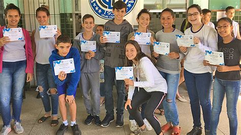 Escola De Alfredo Chaves Premia Alunos Que Se Destacam Durante As Aulas