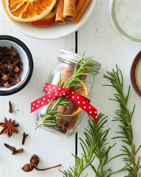 Handmade Gifts Coloring Pages [2025]