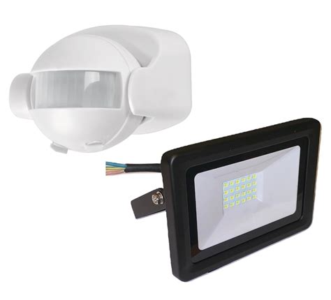 Kit Reflector Led W Sensor Movimiento Infinity Seguridad