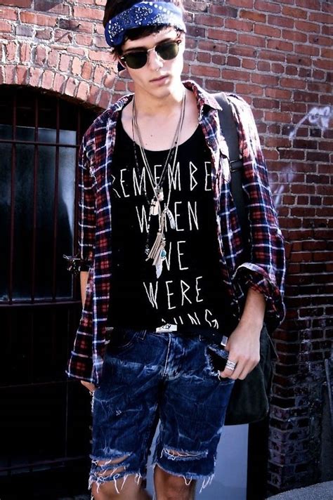 90'S Grunge Outfits Male - From sportswear to grunge to boxy tailoring ...