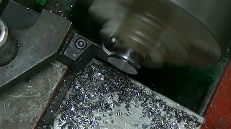 Отрезной резец из Китая. Тест трех разных пластин. - YouTube